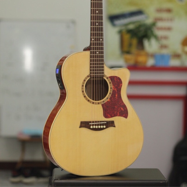 Mùa covid-19 thuê đàn guitar thùng về tập luyện