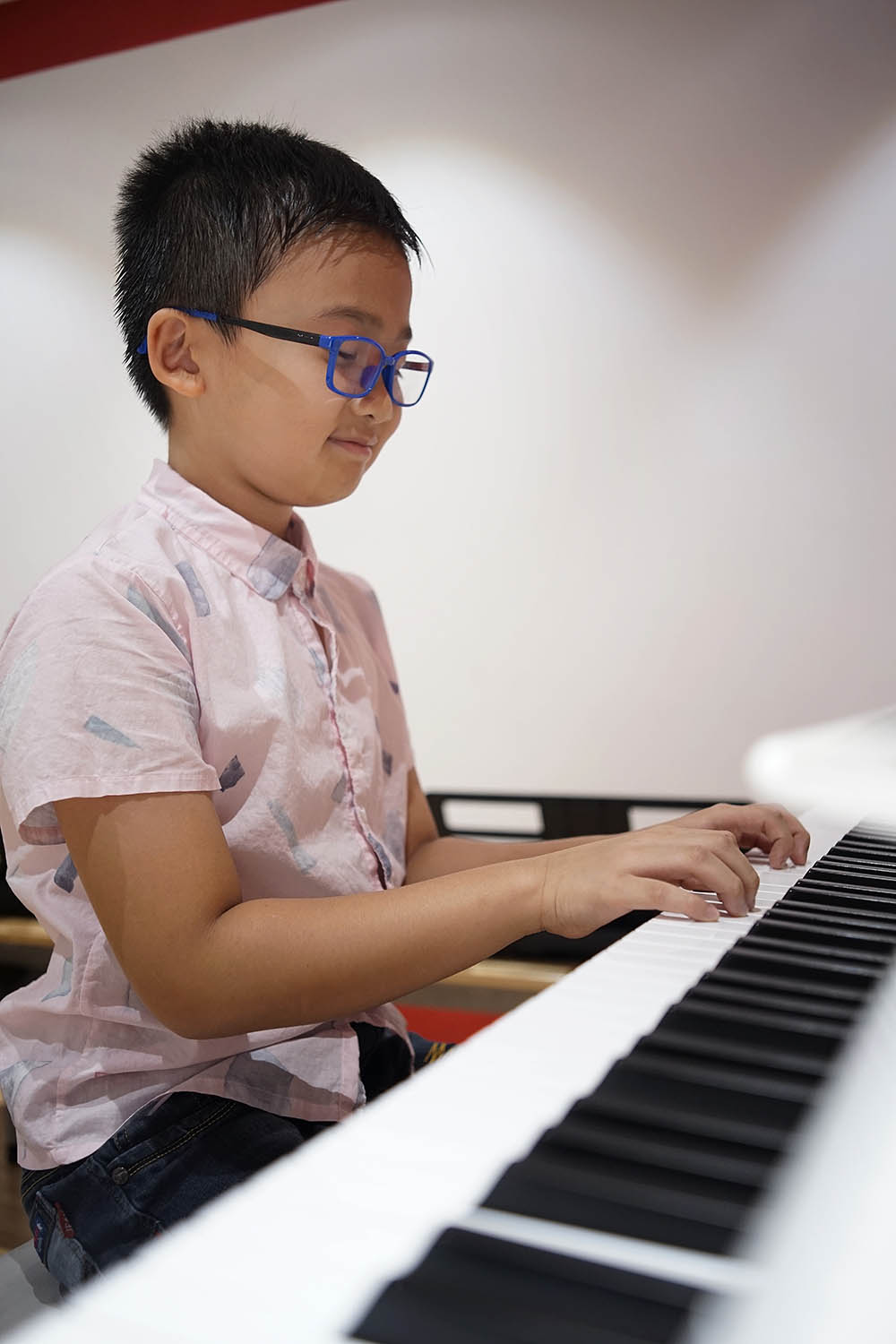 https://vietthuong.edu.vn/khoa-hoc-piano