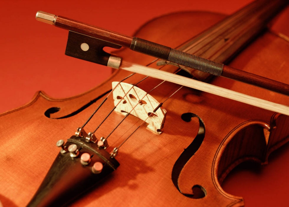 Bí quyết lên dây đàn violin cực đơn giản và chuẩn nhất 2
